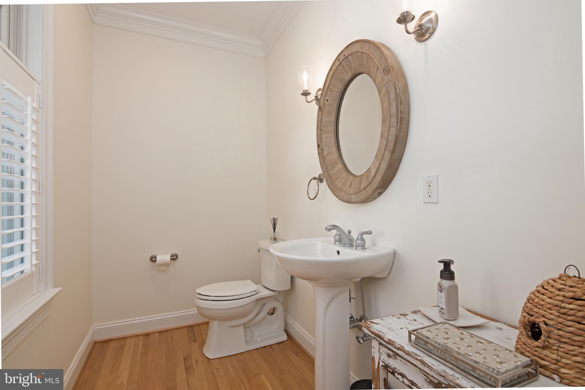 26561 North Point Road Easton, MD 21601 - Photo 53 of 60 First floor half bath