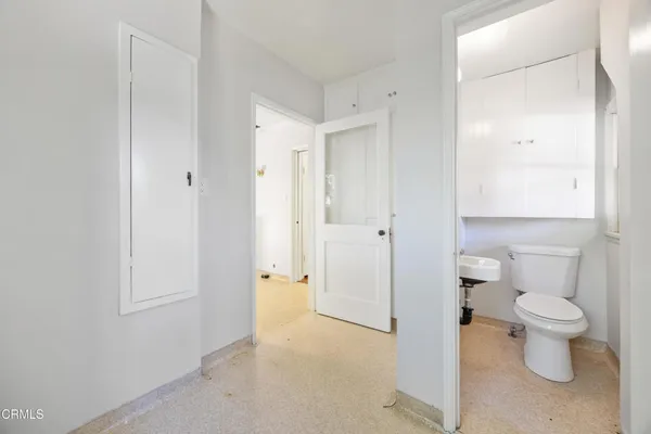 $1,275,000 | 2015 Montecito Drive, Glendale, CA 91208