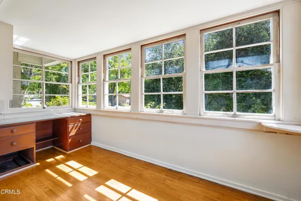 $1,275,000 | 2015 Montecito Drive, Glendale, CA 91208