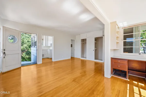 $1,275,000 | 2015 Montecito Drive, Glendale, CA 91208