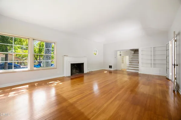 $1,275,000 | 2015 Montecito Drive, Glendale, CA 91208