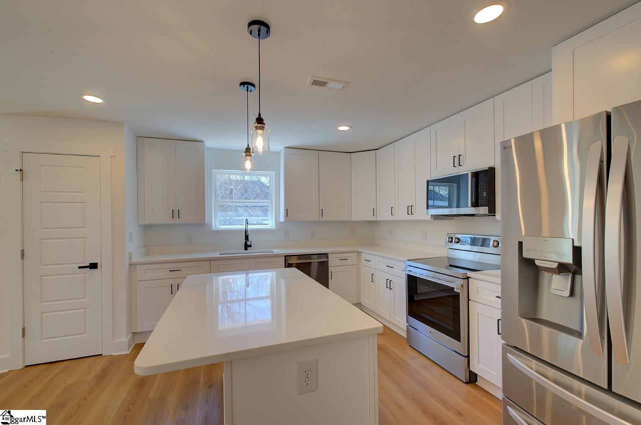 104 Albert Street Greer, SC 29651 - Photo 13 of 33 Gallery Image 13