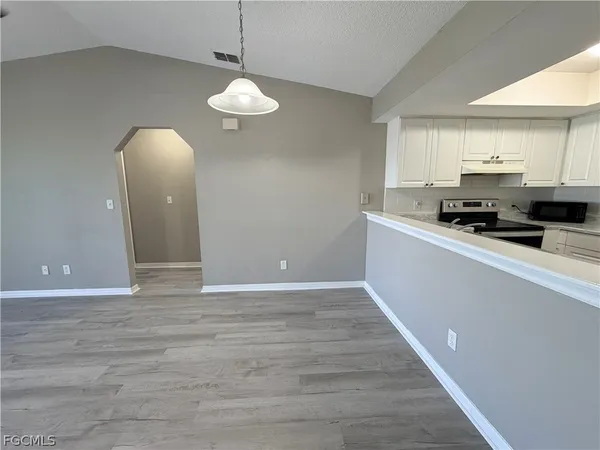 $1,350 | 823 Gleason Parkway, Unit 2, Cape Coral, FL 33914