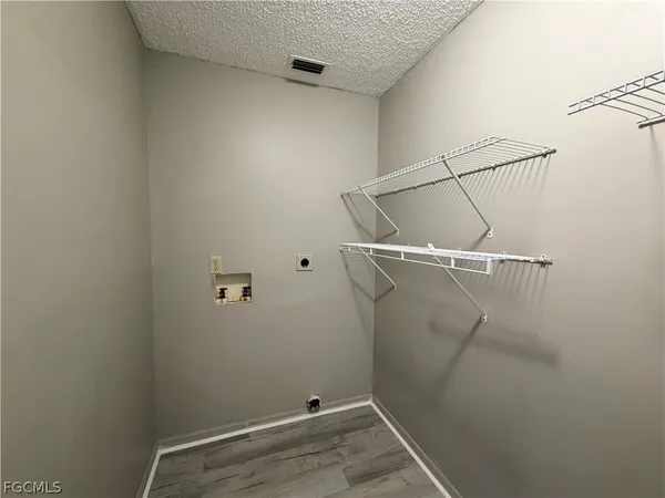 $1,350 | 823 Gleason Parkway, Unit 2, Cape Coral, FL 33914