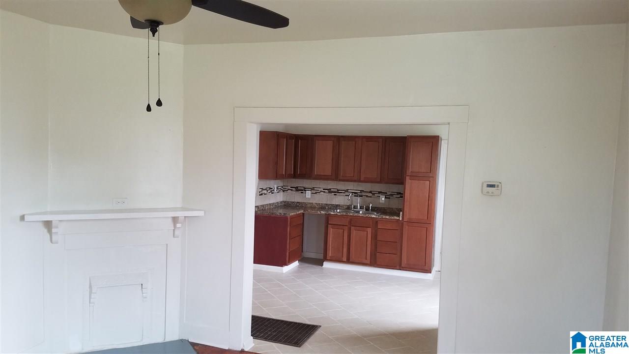 809 Ave I Bessemer, AL 35020 - Photo 5 of 11