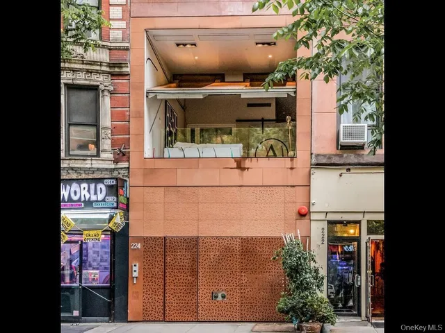 $2,499,900 | 224 East 14th Street, Unit 1 | East Village