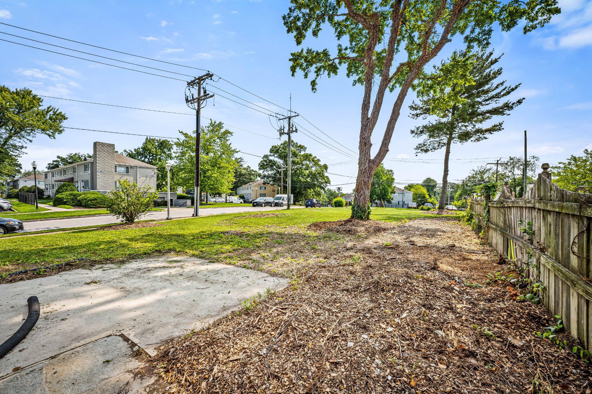 6011 Wakehurst Way Baltimore, MD 21239 - Photo 35 of 36 Bonus lot with endless possibilities