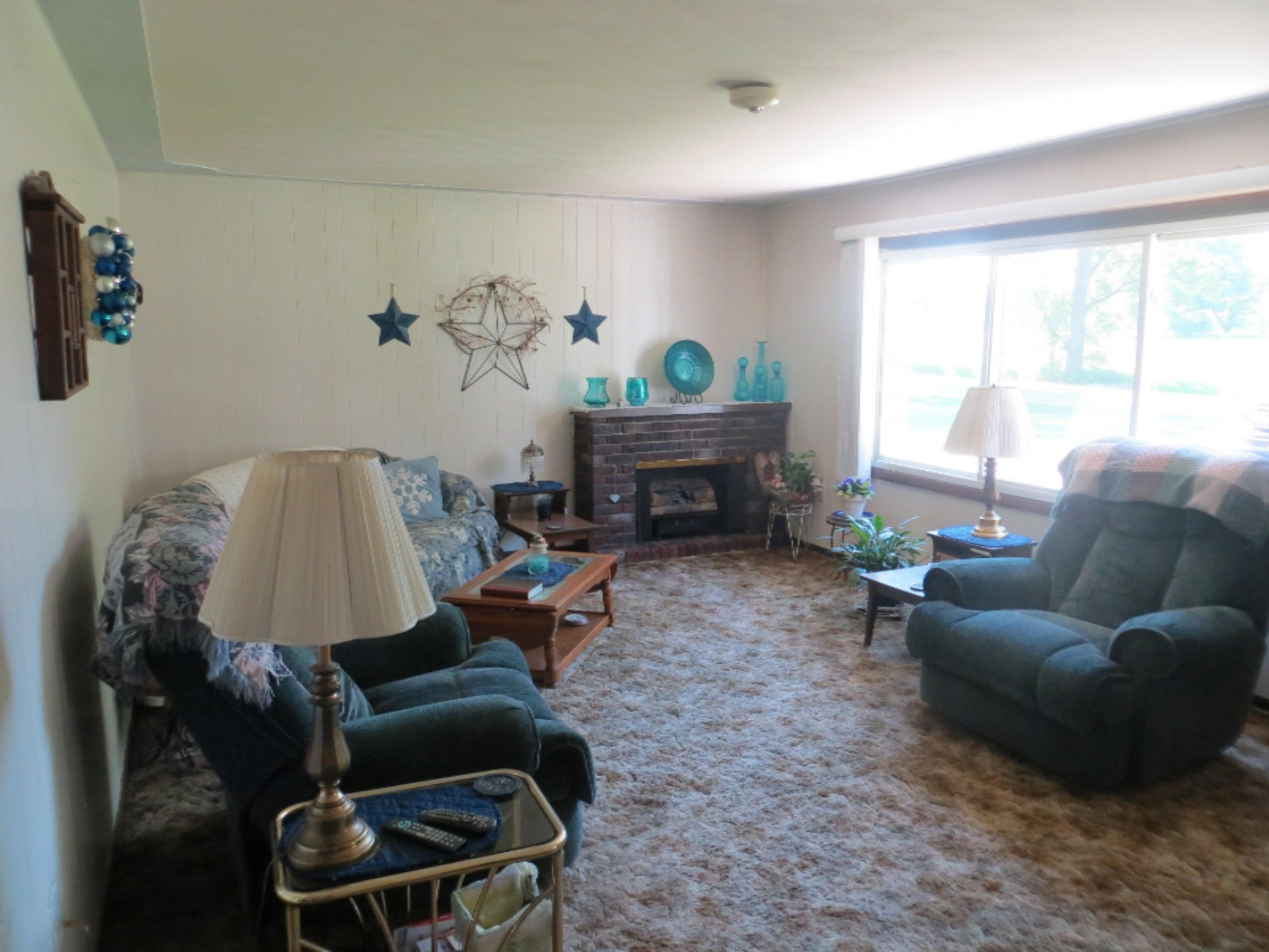 16932 Featherstone Road Constantine, MI 49042 - Photo 5 of 13 living