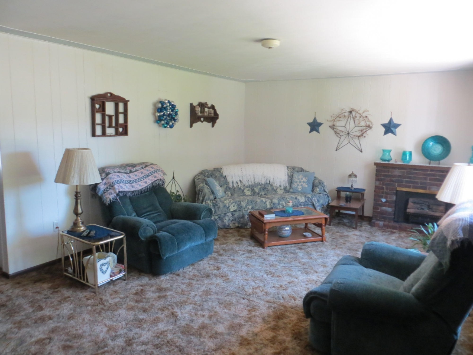 16932 Featherstone Road Constantine, MI 49042 - Photo 6 of 13 living 2