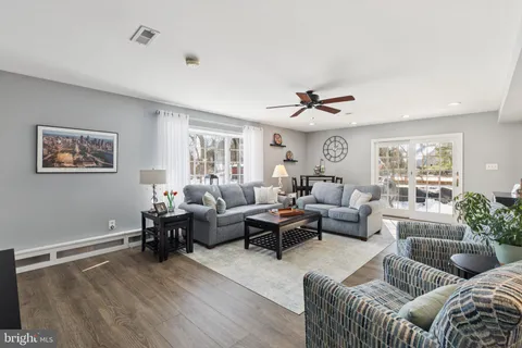 $525,000 | 404 Enfield Road, Oreland, PA 19075