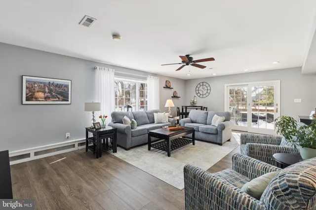 $525,000 | 404 Enfield Road, Oreland, PA 19075