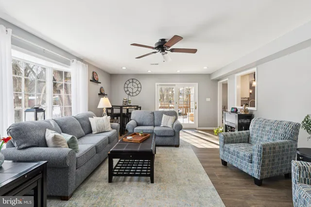 $525,000 | 404 Enfield Road, Oreland, PA 19075