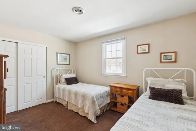 $525,000 | 404 Enfield Road, Oreland, PA 19075