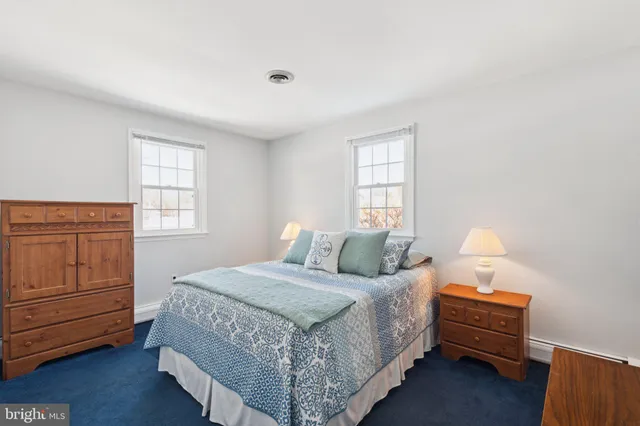 $525,000 | 404 Enfield Road, Oreland, PA 19075