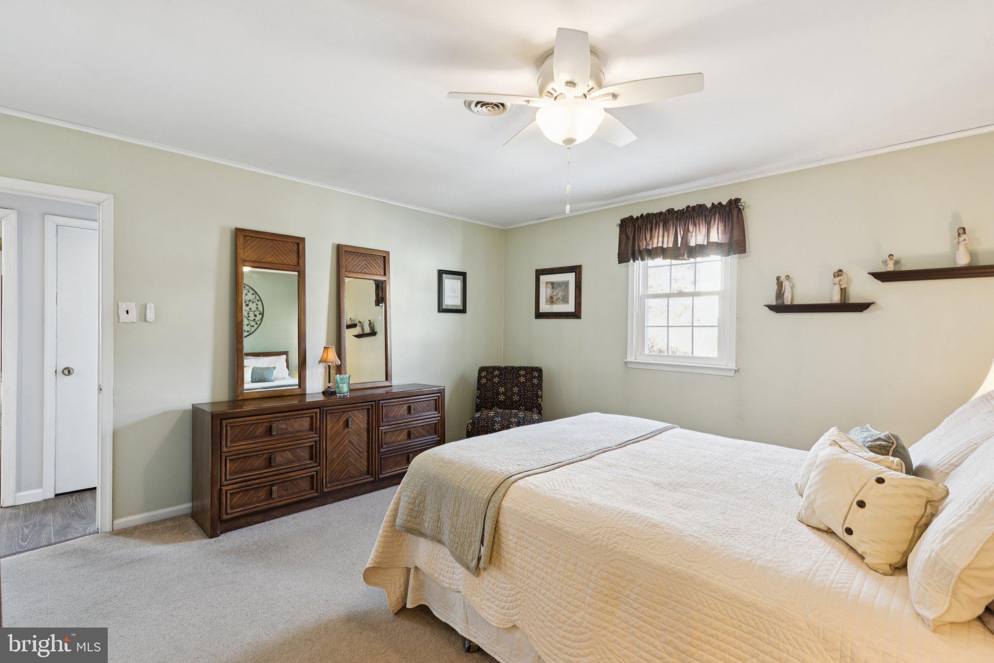 404 Enfield Road Oreland, PA 19075 - Photo 27 of 41