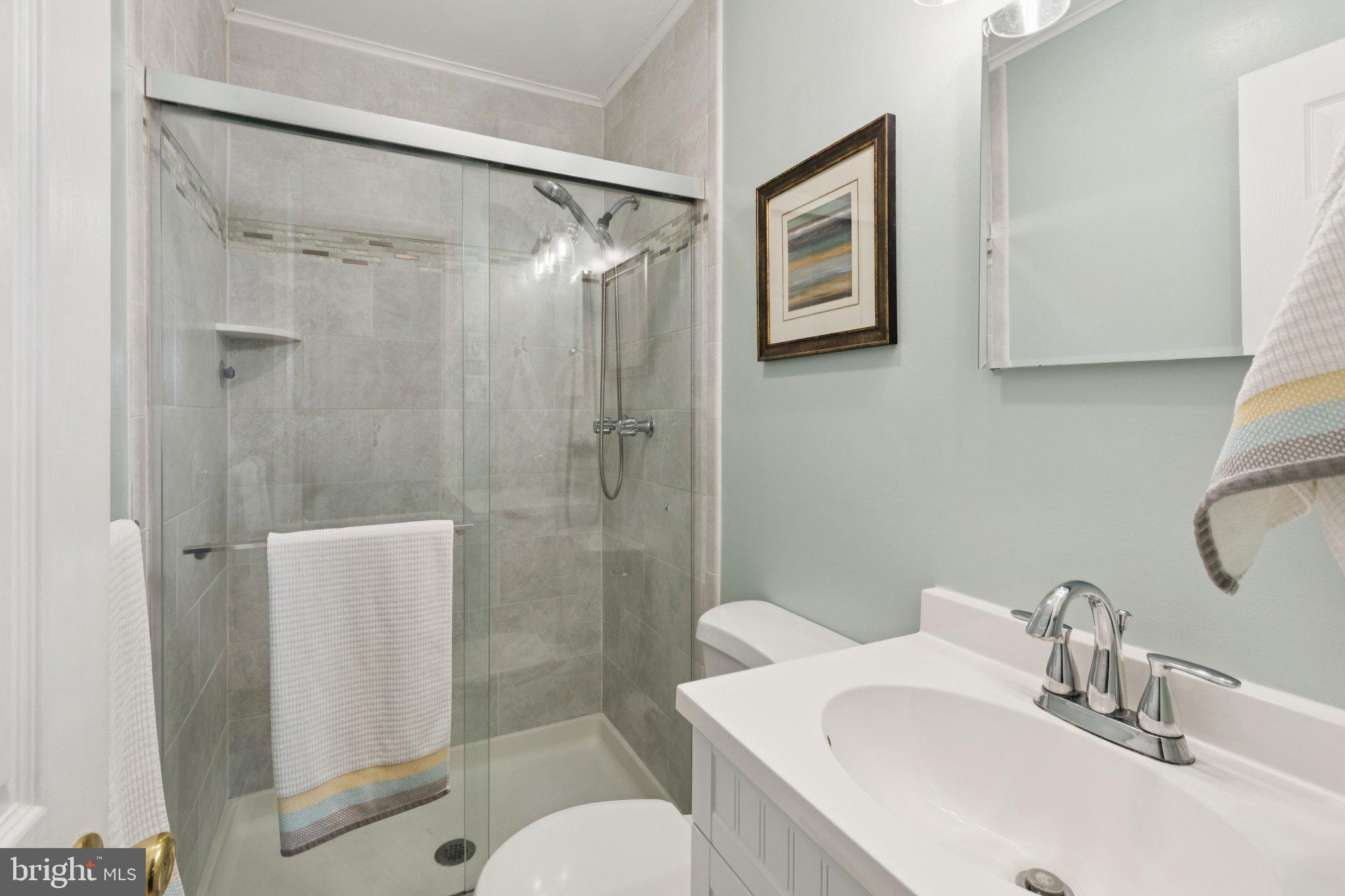 404 Enfield Road Oreland, PA 19075 - Photo 28 of 41