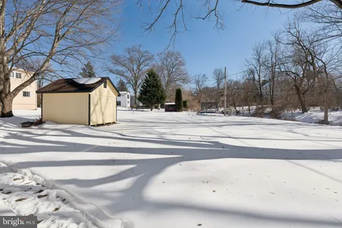 $525,000 | 404 Enfield Road, Oreland, PA 19075