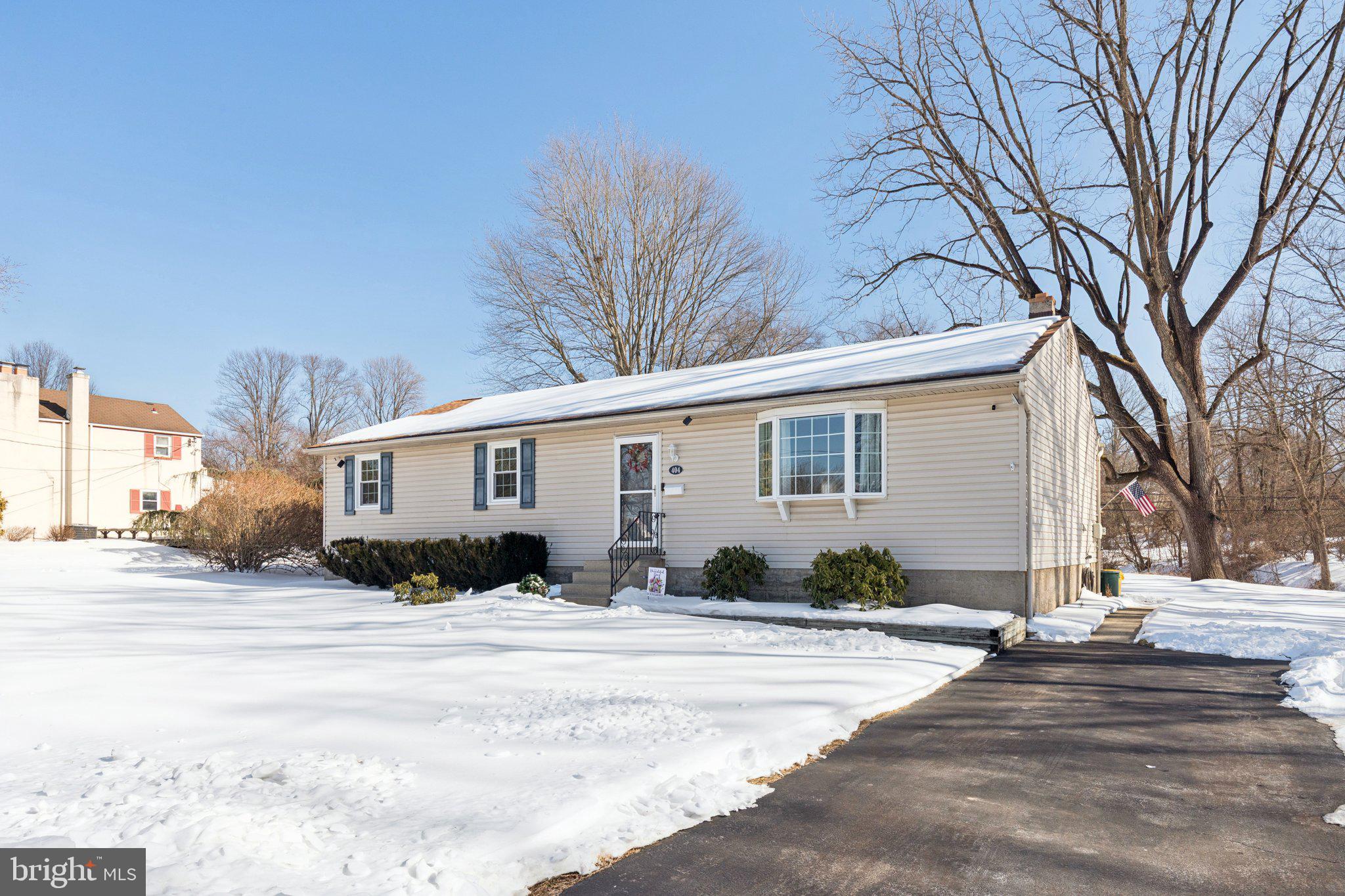 404 Enfield Road Oreland, PA 19075 - Photo 35 of 41