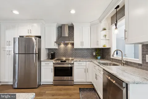 $525,000 | 404 Enfield Road, Oreland, PA 19075