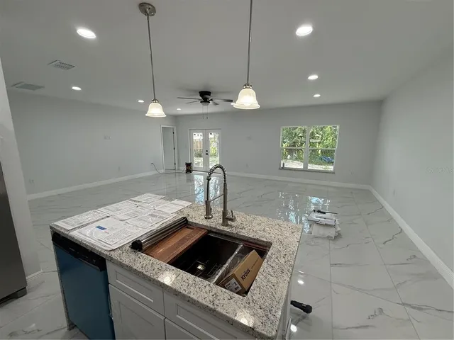 $279,000 | 1821 West Greenwood Street, Lakeland, FL 33815