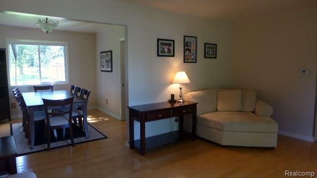 8446 Ridge Road Goodrich, MI 48438 - Photo 12 of 45 011.jpg