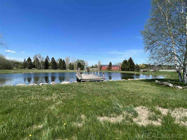 6600 Cemetery Road Clifford, MI 48727 - Photo 2 of 41