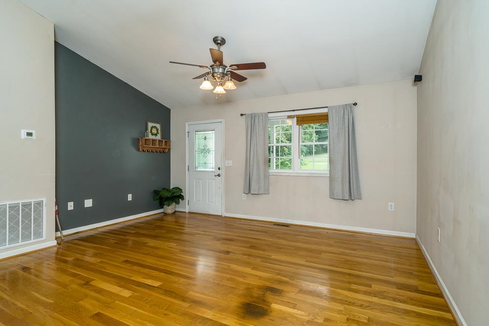 248 Orchard Road Staunton, VA 24401 - Photo 3 of 26 Gallery Image 3