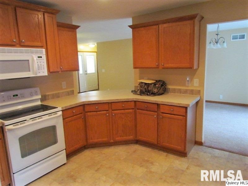 200 North Ohio Street Camp Point, IL 62320 - Photo 13 of 30 Gallery Image 13