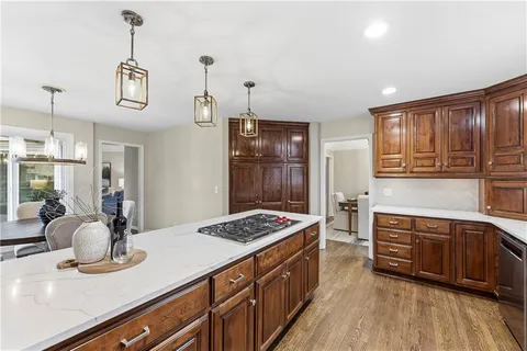 $989,000 | 12854 Pembroke Circle, Leawood, KS 66209