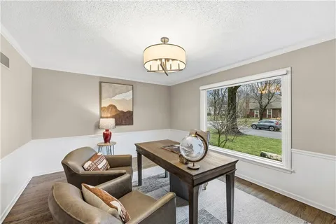 $989,000 | 12854 Pembroke Circle, Leawood, KS 66209