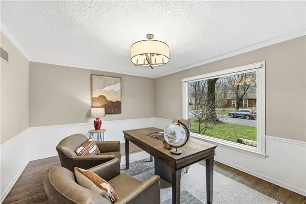 $989,000 | 12854 Pembroke Circle, Leawood, KS 66209