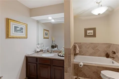 $989,000 | 12854 Pembroke Circle, Leawood, KS 66209