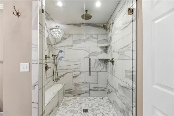 $989,000 | 12854 Pembroke Circle, Leawood, KS 66209