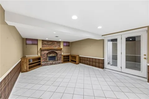 $989,000 | 12854 Pembroke Circle, Leawood, KS 66209