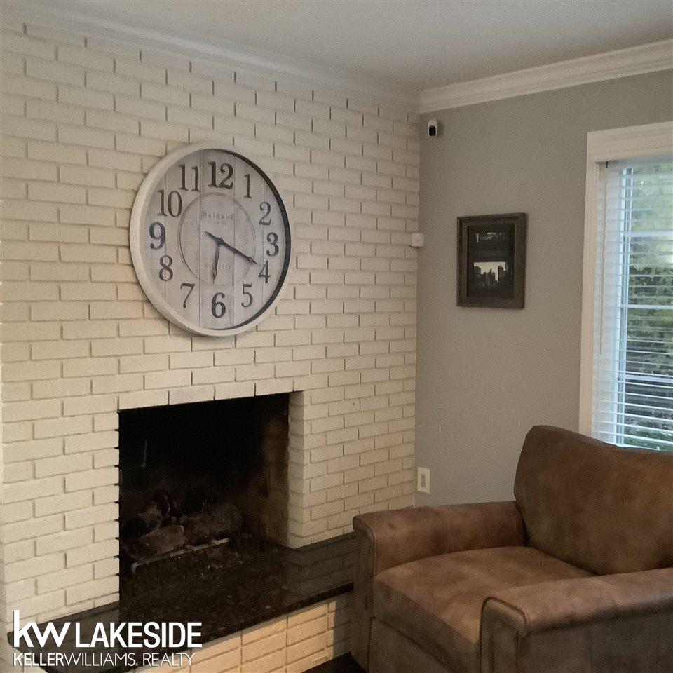 275 Lothrop Road Grosse Pointe, MI 48236 - Photo 20 of 30 50064150-19.JPG