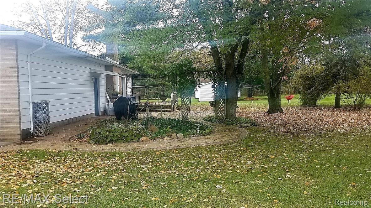 2313 Morrish Road Swartz Creek, MI 48473 - Photo 37 of 50 20181102_210100.jpg