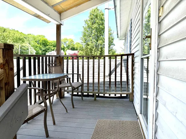 $2,200 | 306 McGregor Street, Unit 2, Manchester, NH 03102