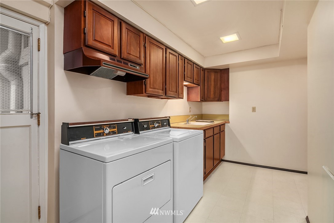 1120 Edmonds Street Edmonds, WA 98020 - Photo 21 of 25 Gallery Image 21