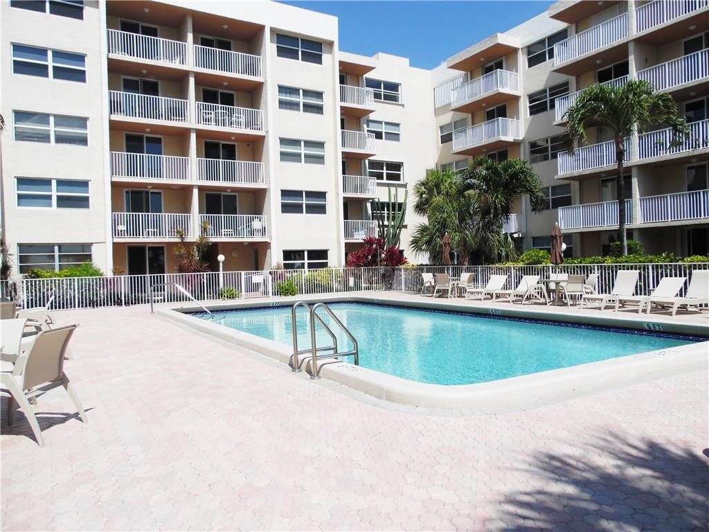 2929 South Ocean Boulevard, Unit 202 Boca Raton, FL 33432 - Photo 2 of 33 Photo 2
