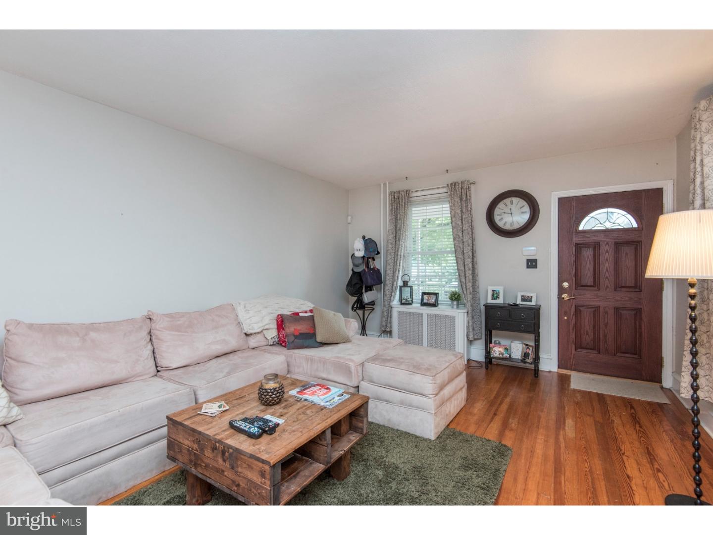 602 Crestview Road Philadelphia, PA 19128 - Photo 4 of 25