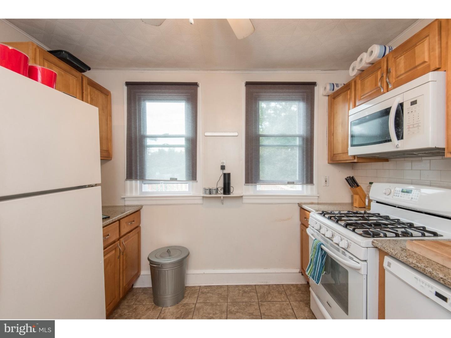602 Crestview Road Philadelphia, PA 19128 - Photo 5 of 25