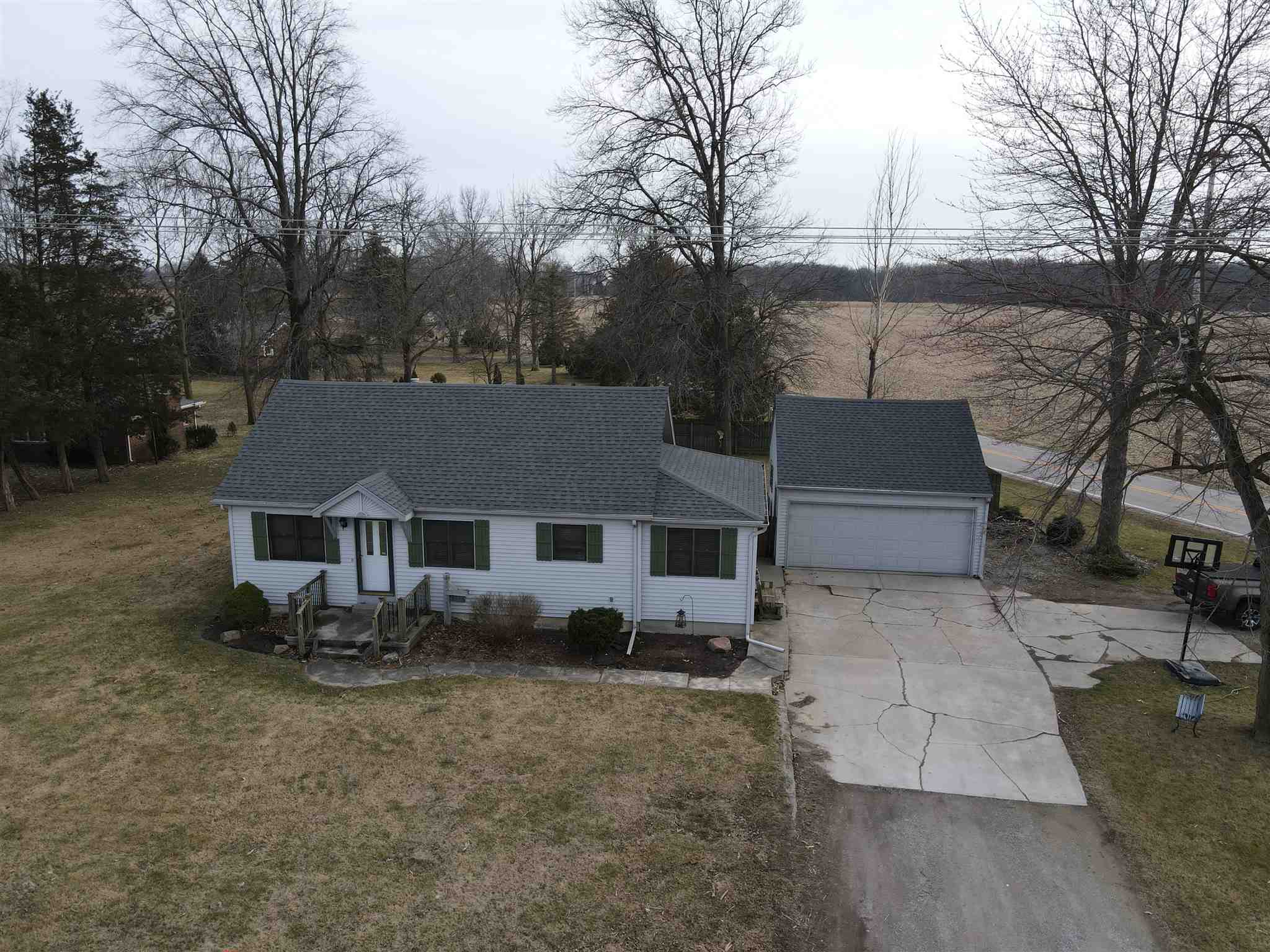9112 Monroeville Road Fort Wayne, IN 46816 - Photo 5 of 25