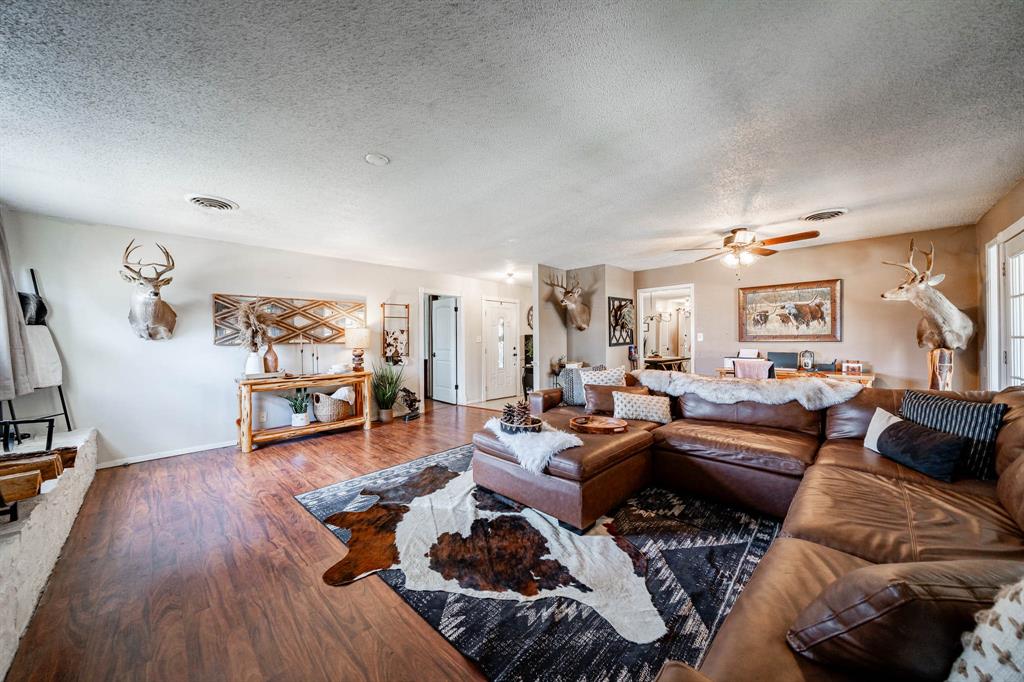 616 West Main Street Bronte, TX 76933 - Photo 11 of 39