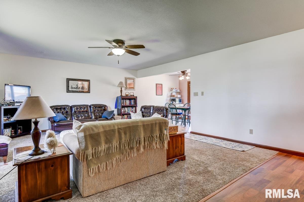 2913 Sutherland Road Springfield, IL 62702 - Photo 2 of 29