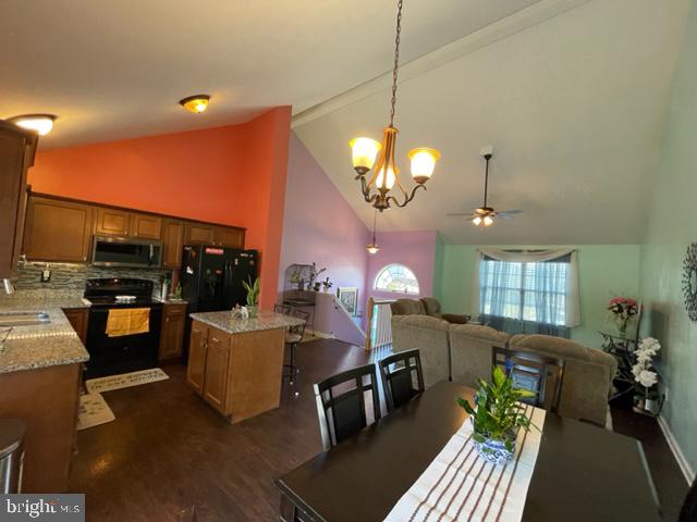 237 Job Road Inwood, WV 25428 - Photo 5 of 22