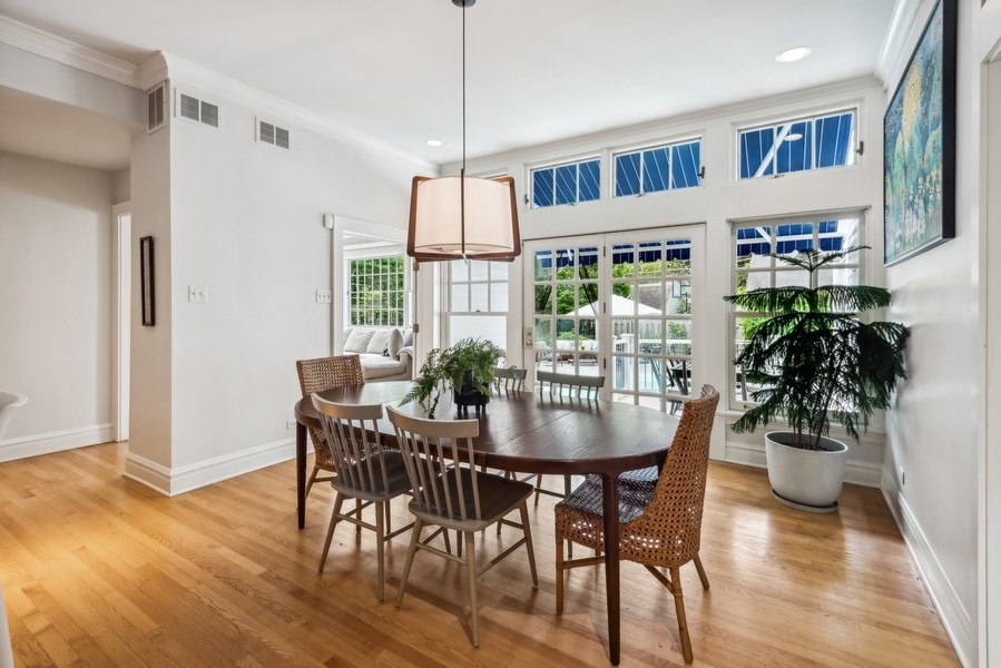 2910 Colfax Street Evanston, IL 60201 - Photo 11 of 35