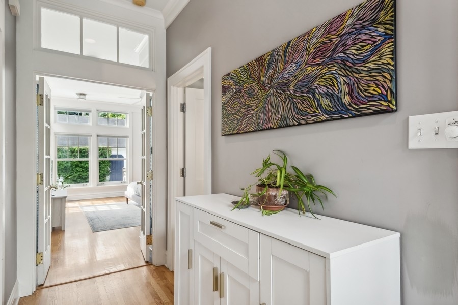 2910 Colfax Street Evanston, IL 60201 - Photo 16 of 35