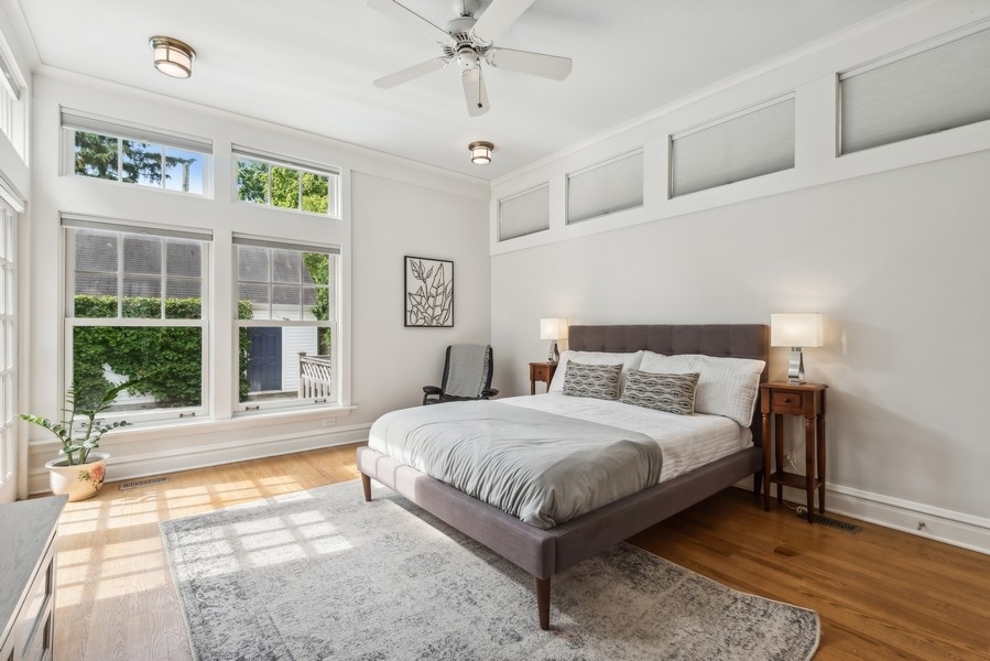 2910 Colfax Street Evanston, IL 60201 - Photo 17 of 35