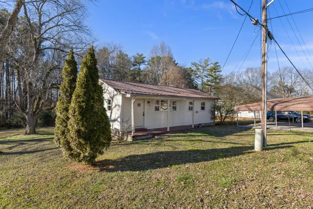 $1,100 | 111 3rd Avenue North, Loretto, TN 38469