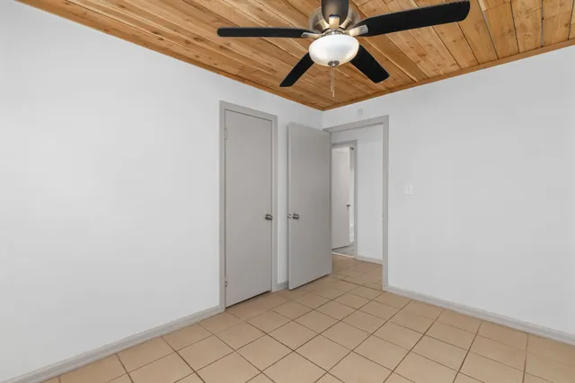 $1,100 | 111 3rd Avenue North, Loretto, TN 38469